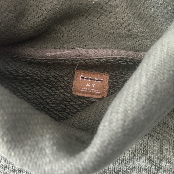 Free People Milley Reversible 2-Piece Set, Green Knit Turtleneck & Skirt- NWOT - Picture 8 of 14